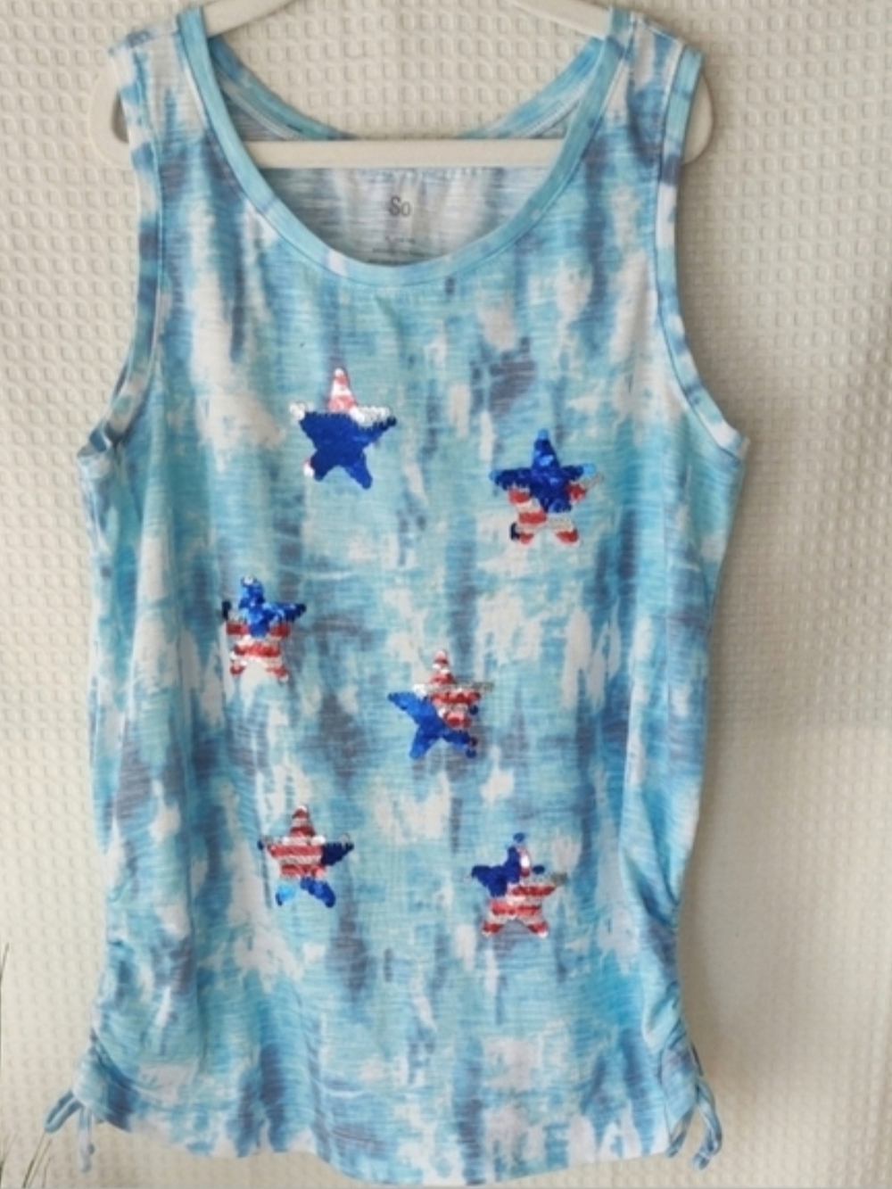 So Girls Light Blue Tie Dye 4th of July Sequins Stars Sleeveless Size XL(4/16)💰